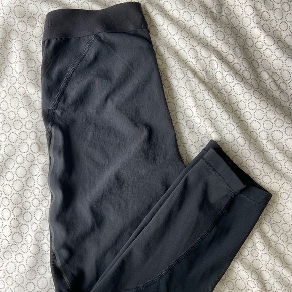 Nike Pro Leggings with Mesh - Picture 2 of 3